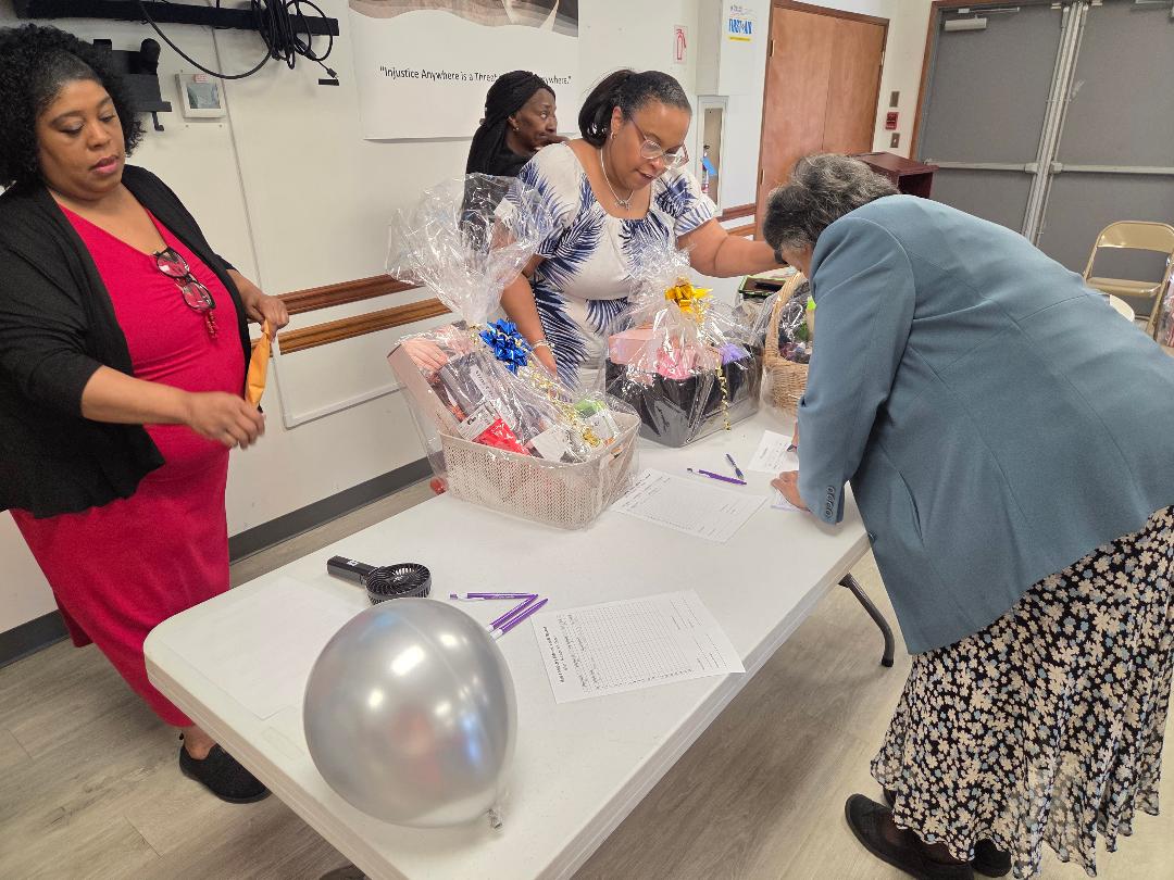 Members browsing gift baskets